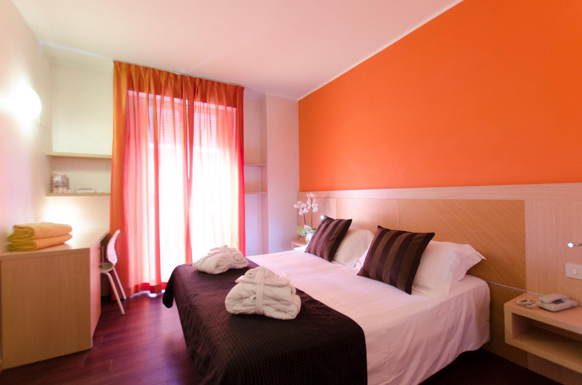 Polo BeYou Hotel Riccione Esterno foto