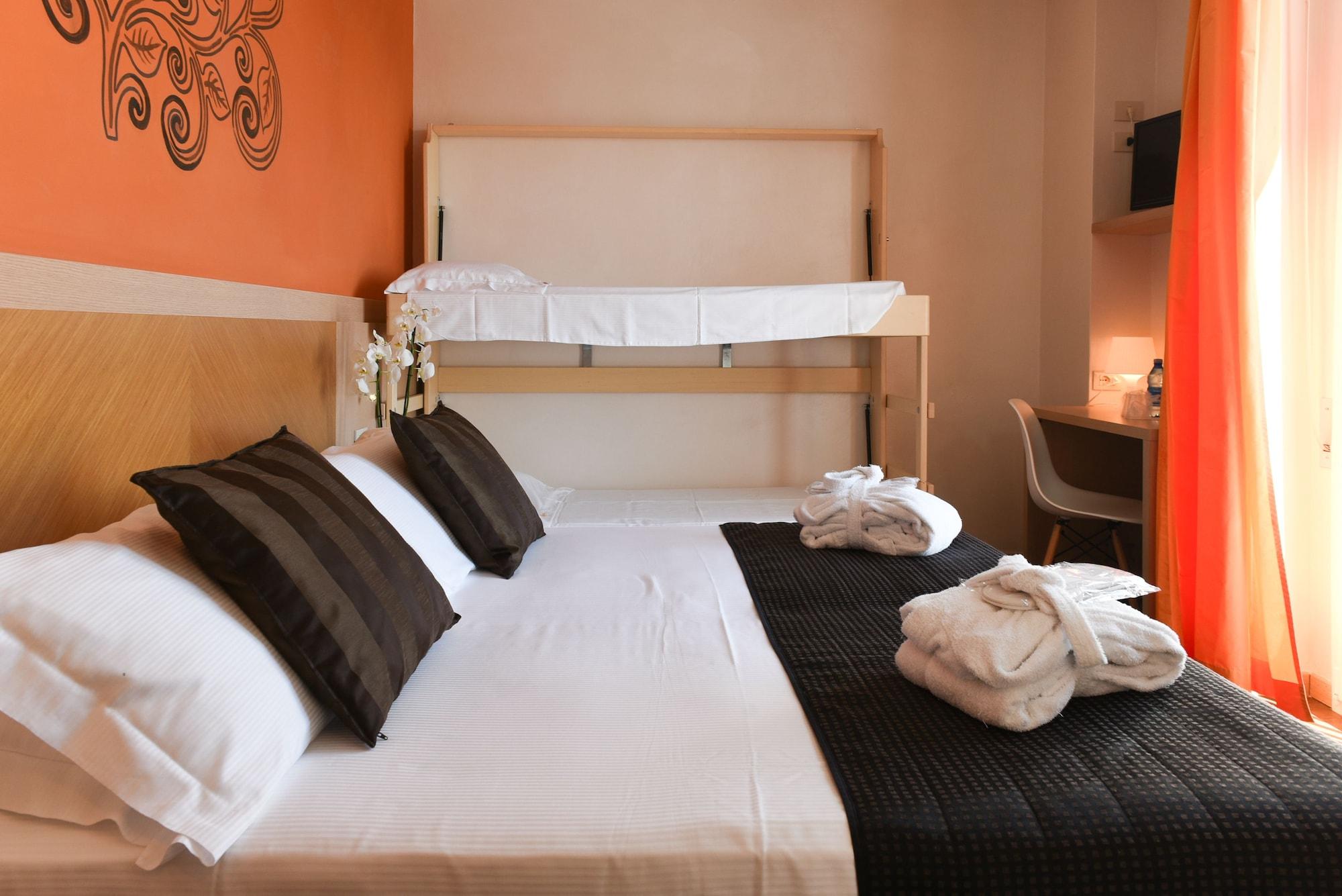 Polo BeYou Hotel Riccione Esterno foto