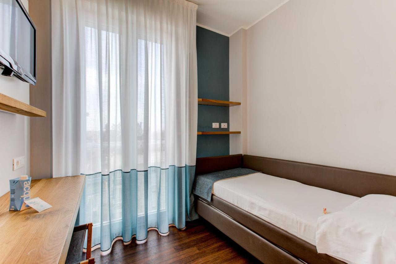 Polo BeYou Hotel Riccione Esterno foto