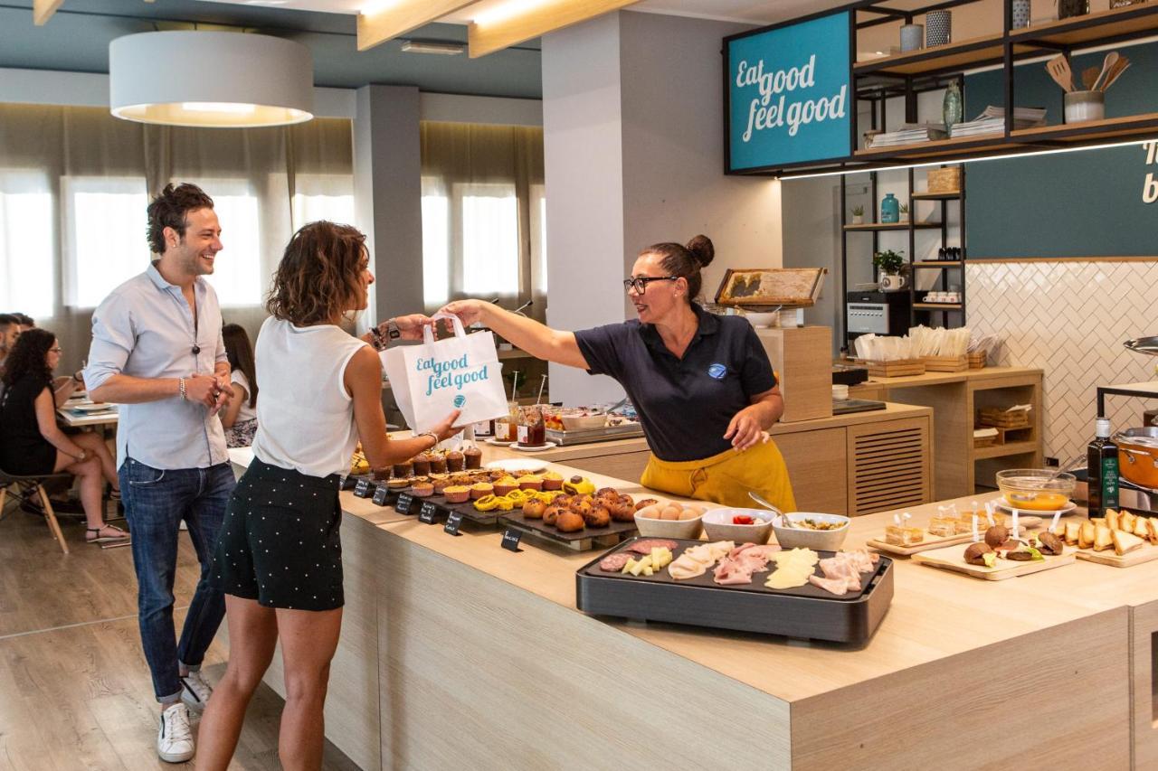 Polo BeYou Hotel Riccione Esterno foto