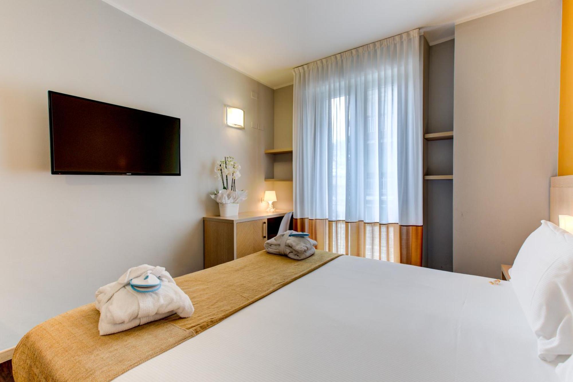 Polo BeYou Hotel Riccione Esterno foto