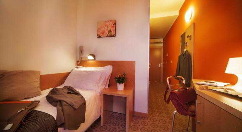 Polo BeYou Hotel Riccione Esterno foto